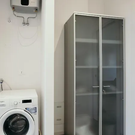 Appartement Guesthost - 1 Deisgn With Car Parking!